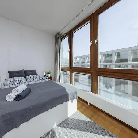 Luxury Apartment Piekna Warsaw Exterior photo